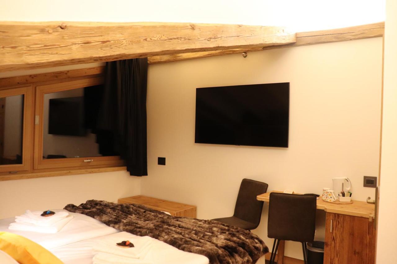 Hotel Ciasa Lorenzi Cortina dʼAmpezzo Dış mekan fotoğraf