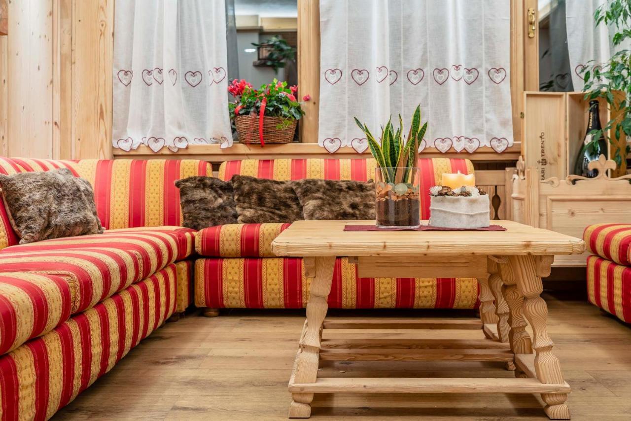 Hotel Ciasa Lorenzi Cortina dʼAmpezzo Dış mekan fotoğraf
